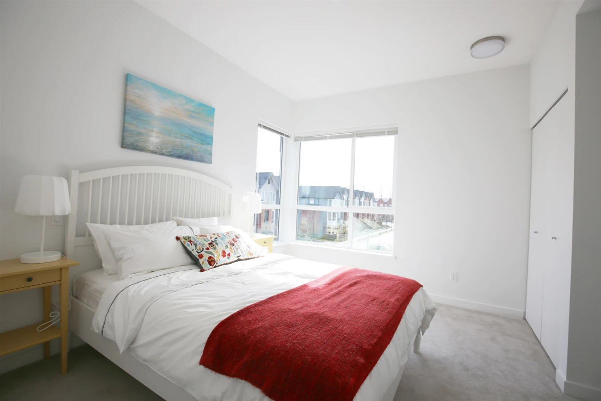 Guest Bathroom Photo of 1 2371 Ranger Lane, Port Coquitlam, BC