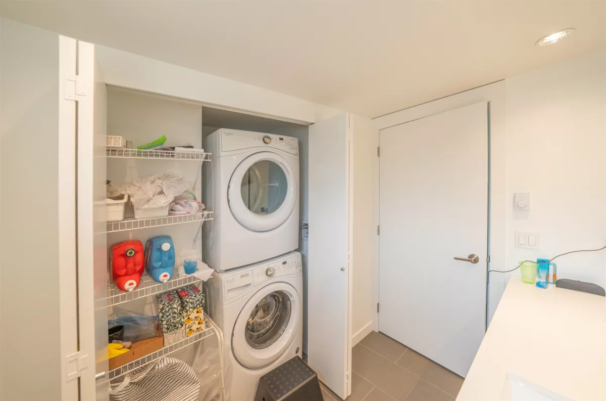 Walk-In Closet Photo of 1 2371 Ranger Lane, Port Coquitlam, BC