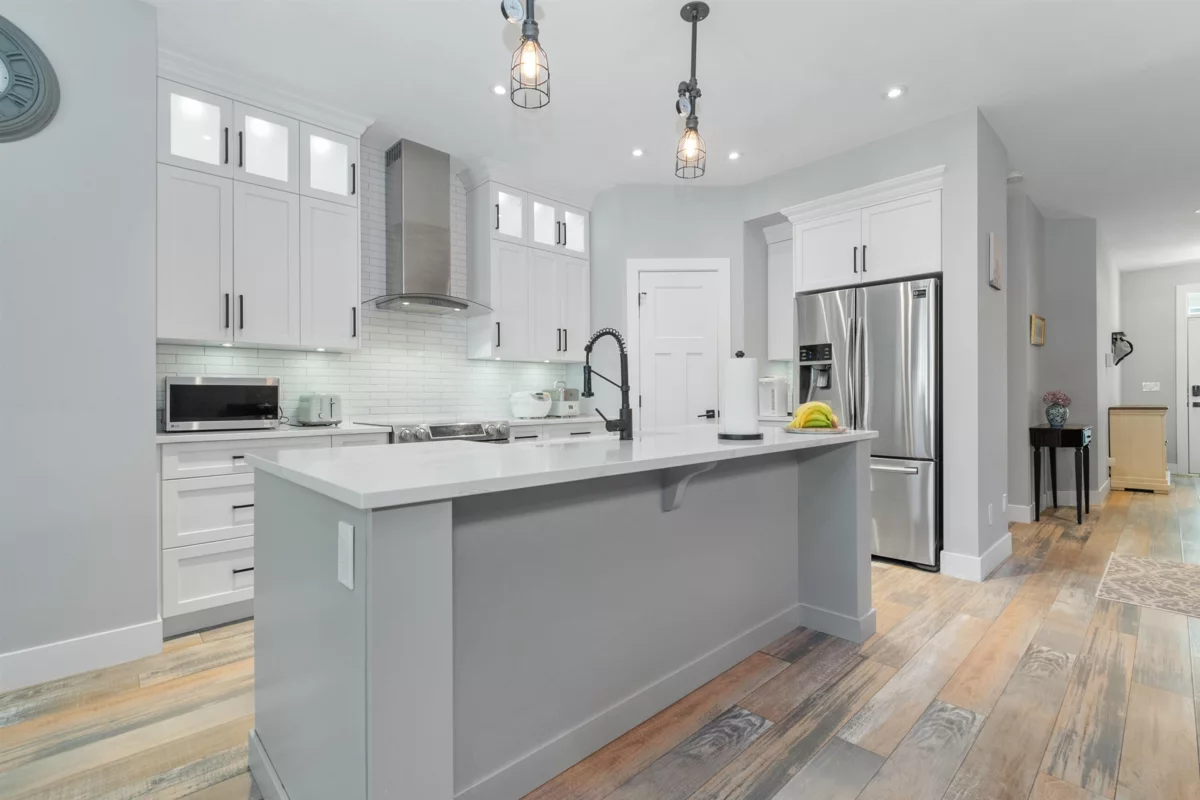 Breakfast Nook Photo of 755 Aspen Lane, Harrison Hot Springs, BC