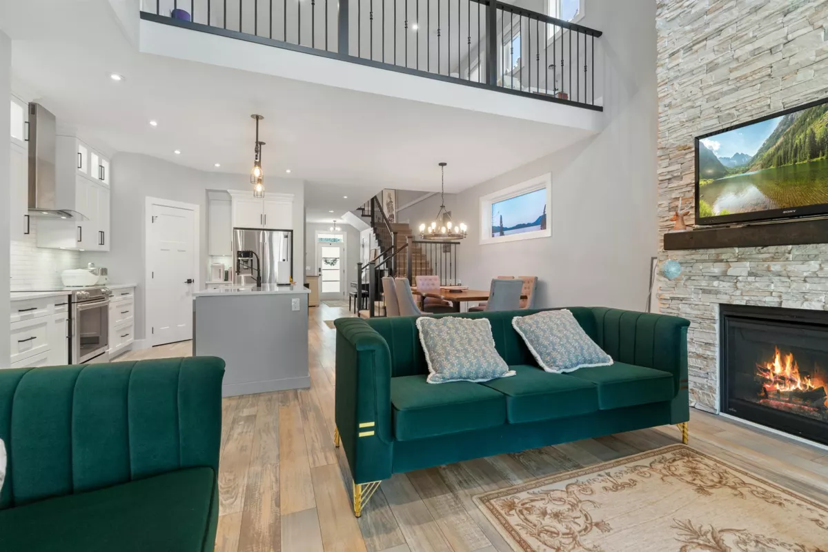 Guest Bathroom Photo of 755 Aspen Lane, Harrison Hot Springs, BC