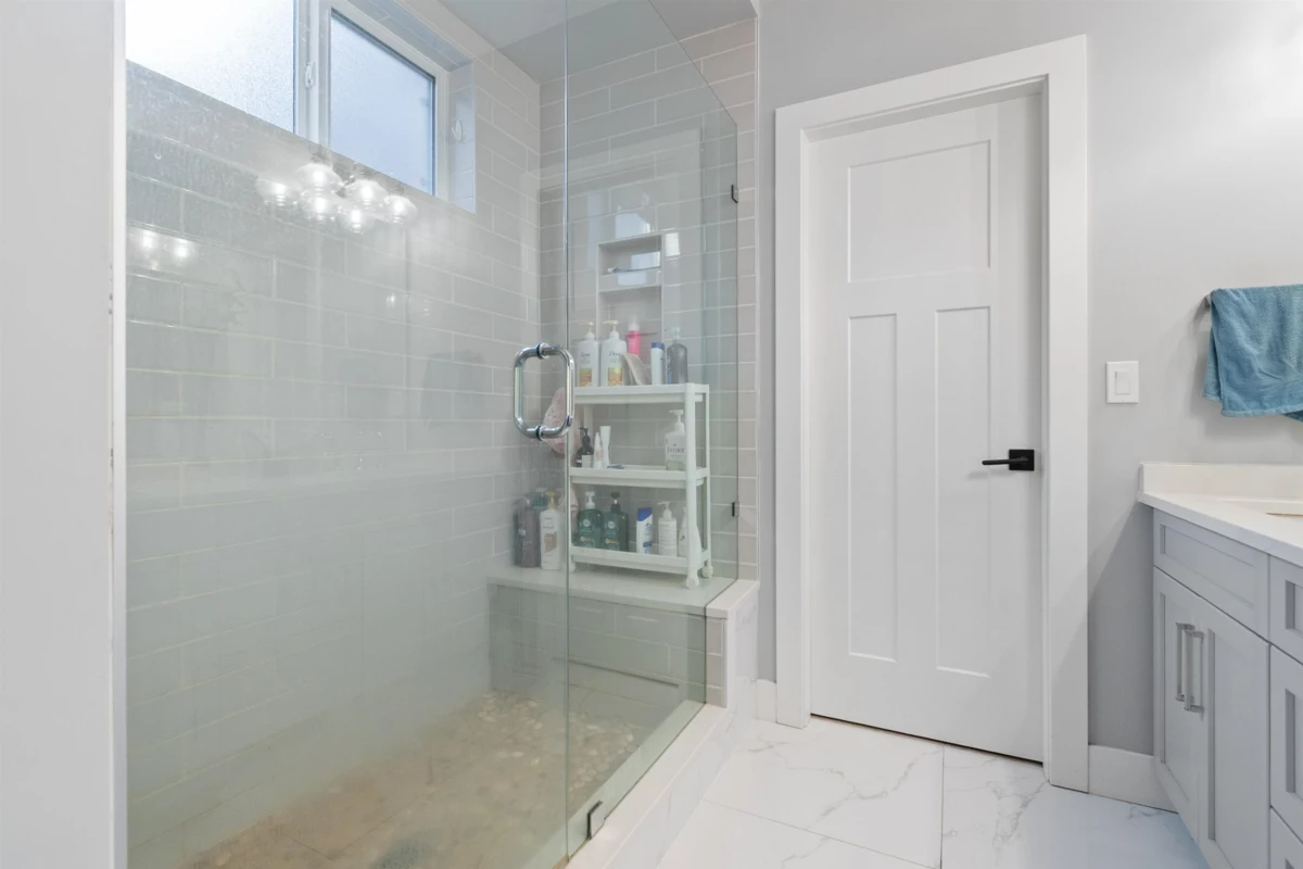 Laundry Room Photo of 755 Aspen Lane, Harrison Hot Springs, BC