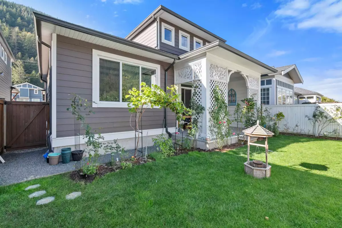 Outdoor Kitchen Photo of 755 Aspen Lane, Harrison Hot Springs, BC