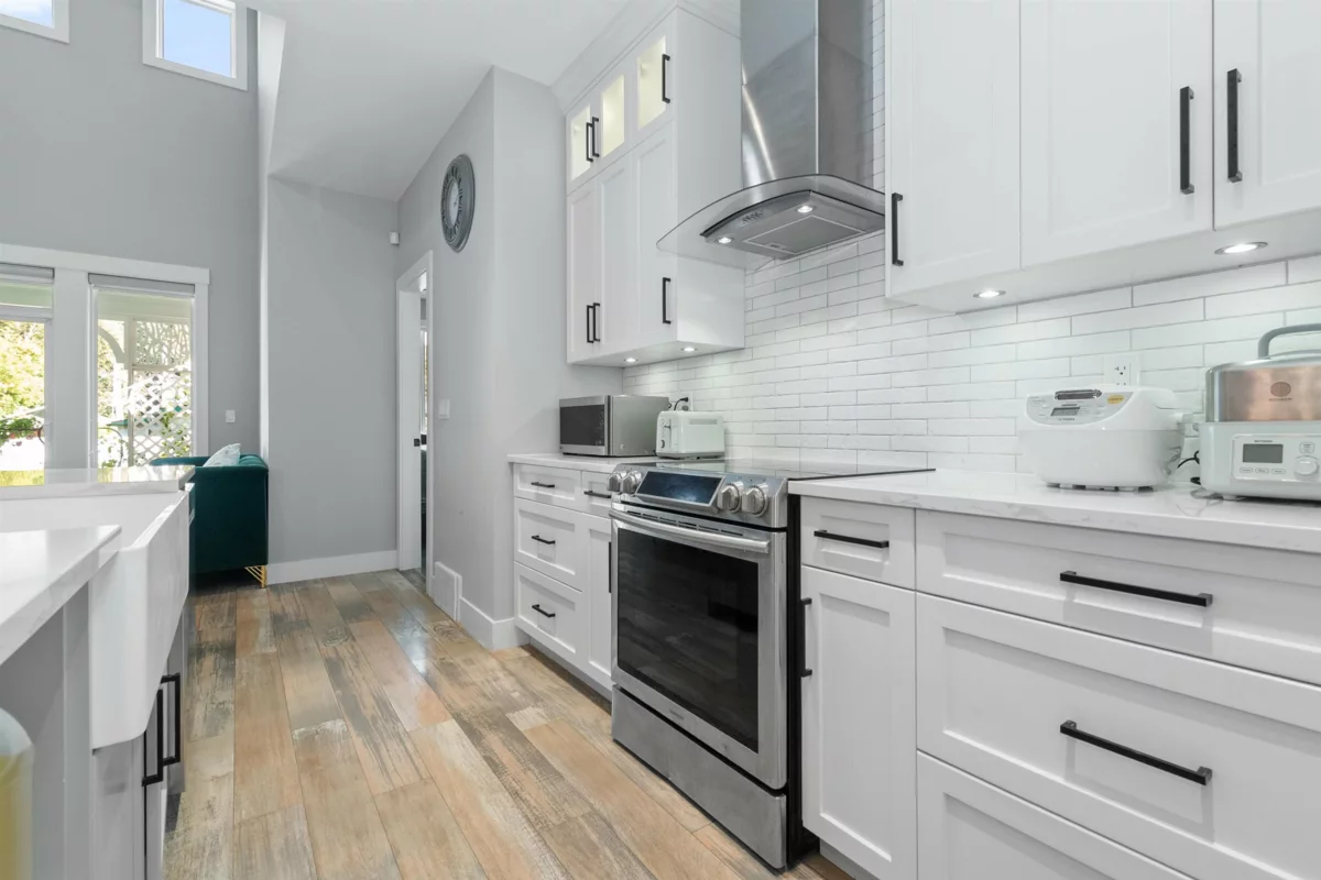 Primary Bathroom Photo of 755 Aspen Lane, Harrison Hot Springs, BC