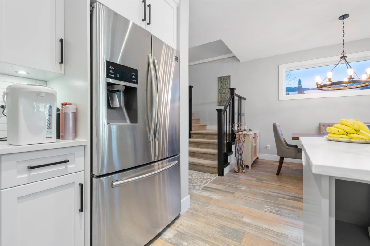 Walk-In Closet Photo of 755 Aspen Lane, Harrison Hot Springs, BC