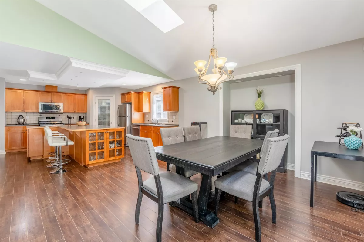 Entry Foyer Photo of 3051 Sienna Court, Coquitlam, BC