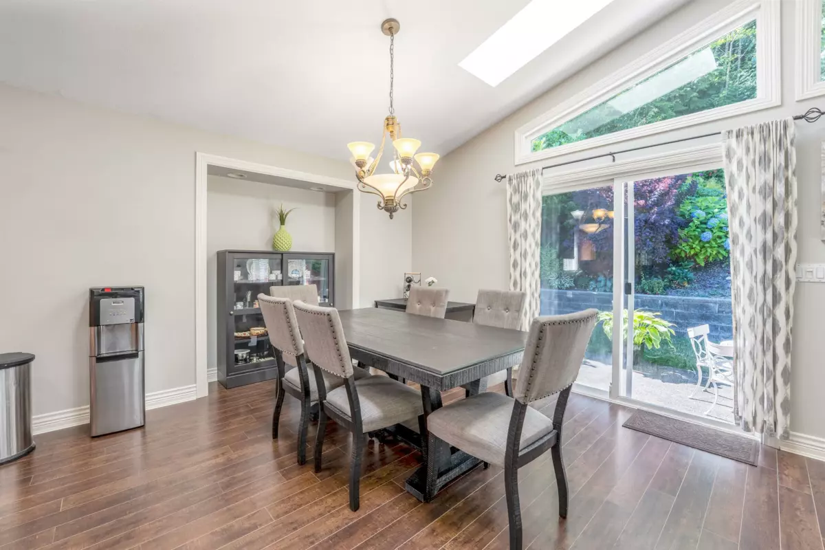 Hallway Photo of 3051 Sienna Court, Coquitlam, BC