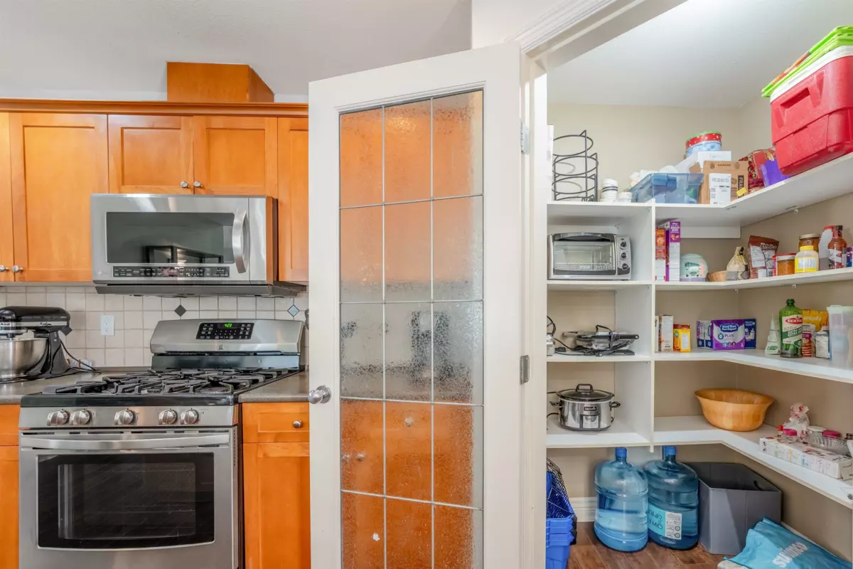 Mudroom Photo of 3051 Sienna Court, Coquitlam, BC