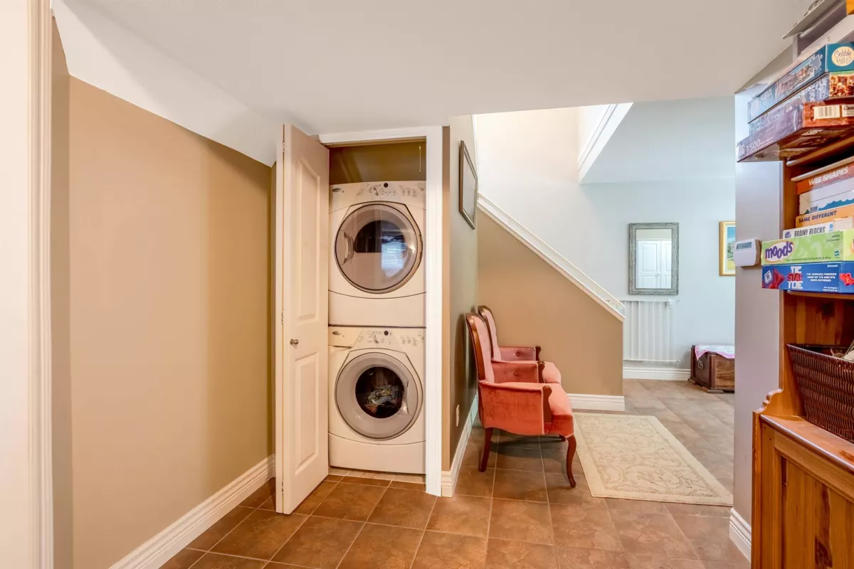 Powder Room Photo of 3051 Sienna Court, Coquitlam, BC