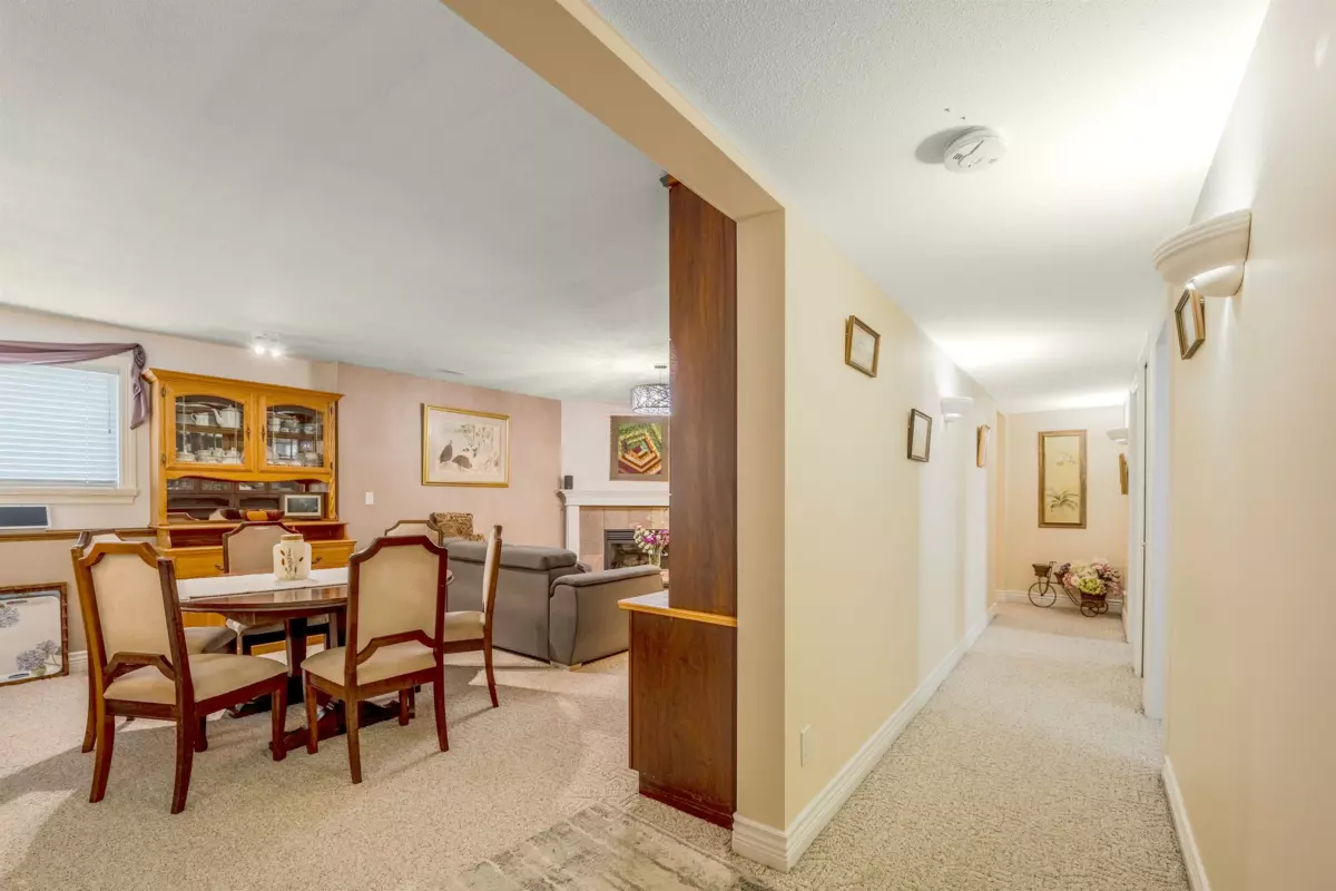 Primary Bathroom Photo of 3051 Sienna Court, Coquitlam, BC