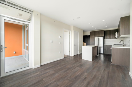 705 530 Whiting Way, Coquitlam, BC, Coquitlam — Apartment/Condo for sale