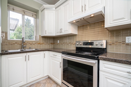 Hot Tub / Spa Photo of 7568 149 Street, Surrey, BC