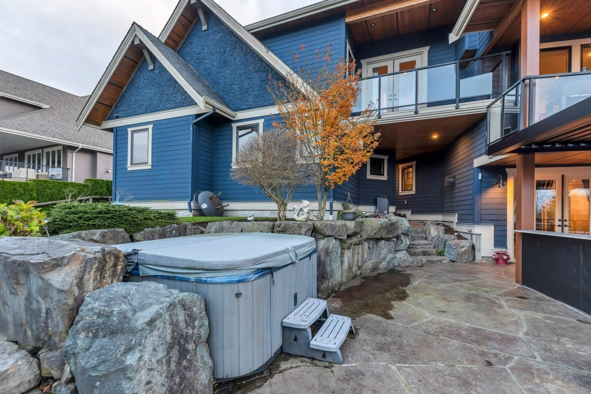 Backyard Photo of 20069 2 Avenue, Langley, BC