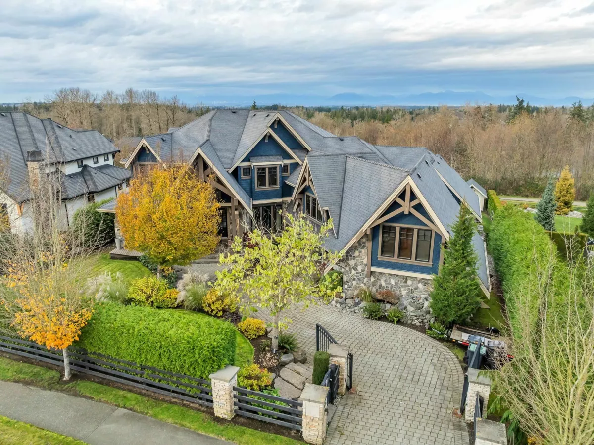 Kitchen Photo of 20069 2 Avenue, Langley, BC