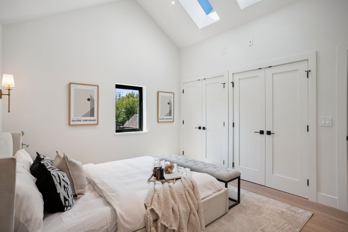 Bedroom 4 Photo of 1 1915 E 3rd Avenue, Vancouver, BC