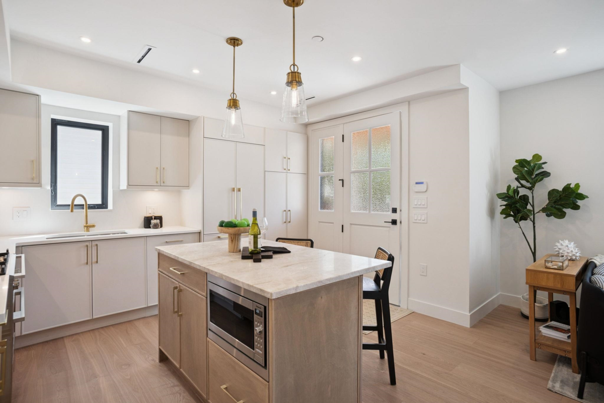 Pantry Photo of 1 1915 E 3rd Avenue, Vancouver, BC