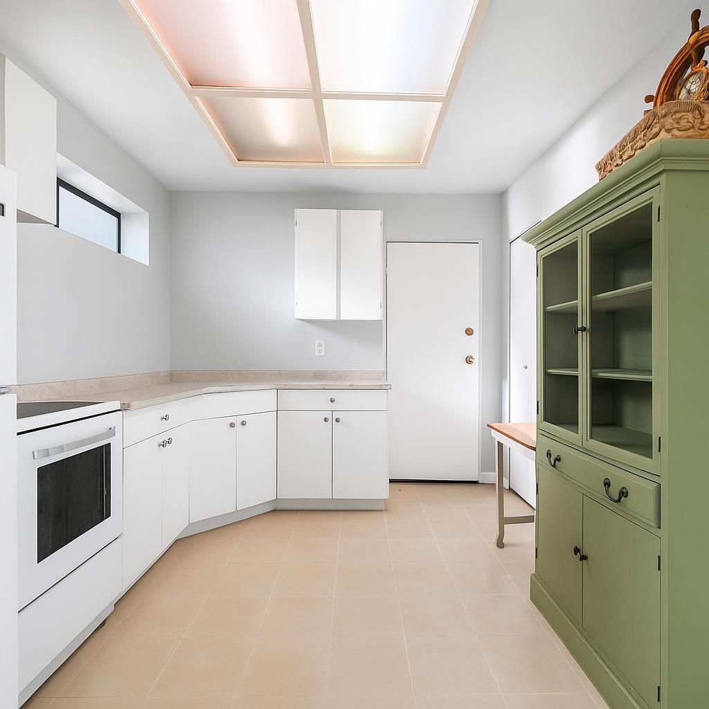 Office / Den Photo of 3003 Sunnyhurst Road, North Vancouver, BC