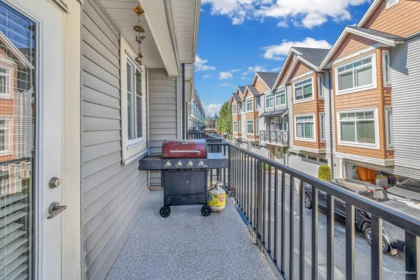 Office / Den Photo of 7 12091 70 Avenue, Surrey, BC