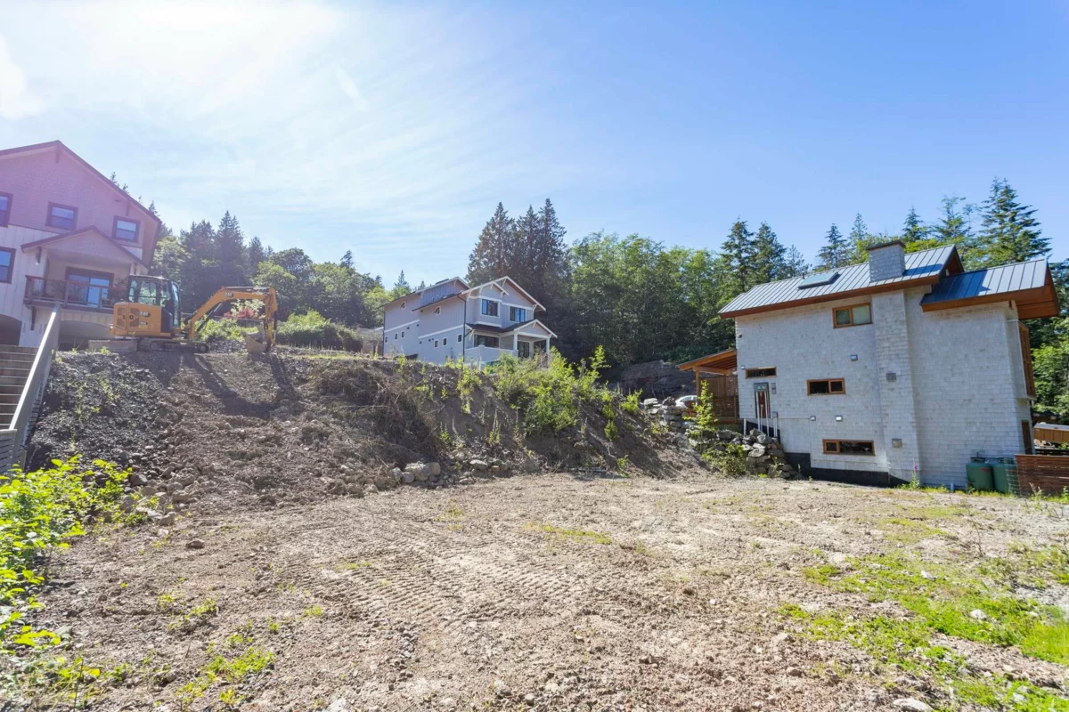 Guest Bathroom Photo of 1084 Foxglove Lane, Bowen Island, BC