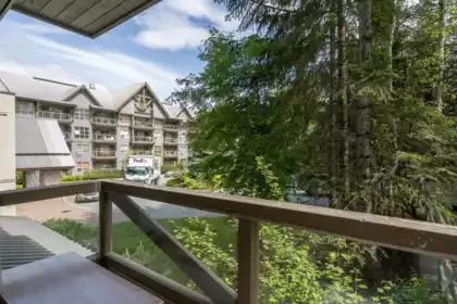 Entry Foyer Photo of 243 4800 Spearhead Drive, Whistler, BC
