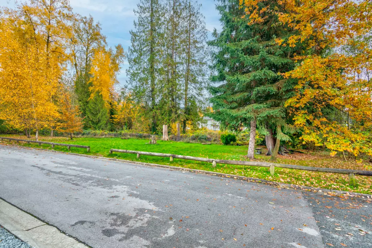 Staircase Photo of 24284 101a Avenue, Maple Ridge, BC