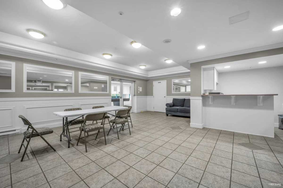 Office / Den Photo of 104E 3081 Glen Drive, Coquitlam, BC