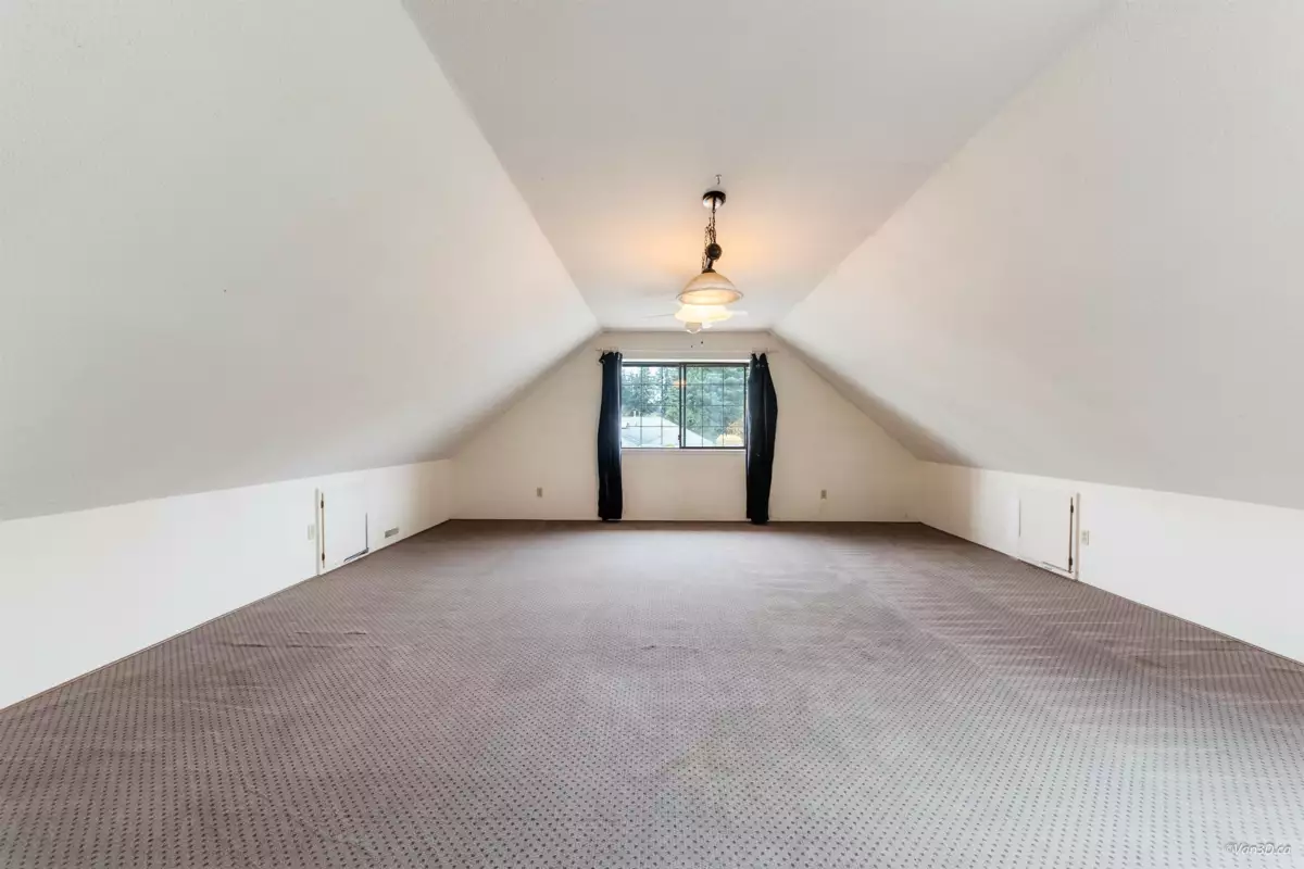 Basement Recreation Room Photo of 19798 34a Avenue, Langley, BC