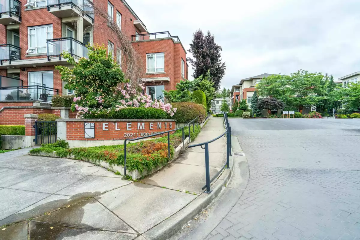 Pantry Photo of C410 20211 66 Avenue, Langley, BC