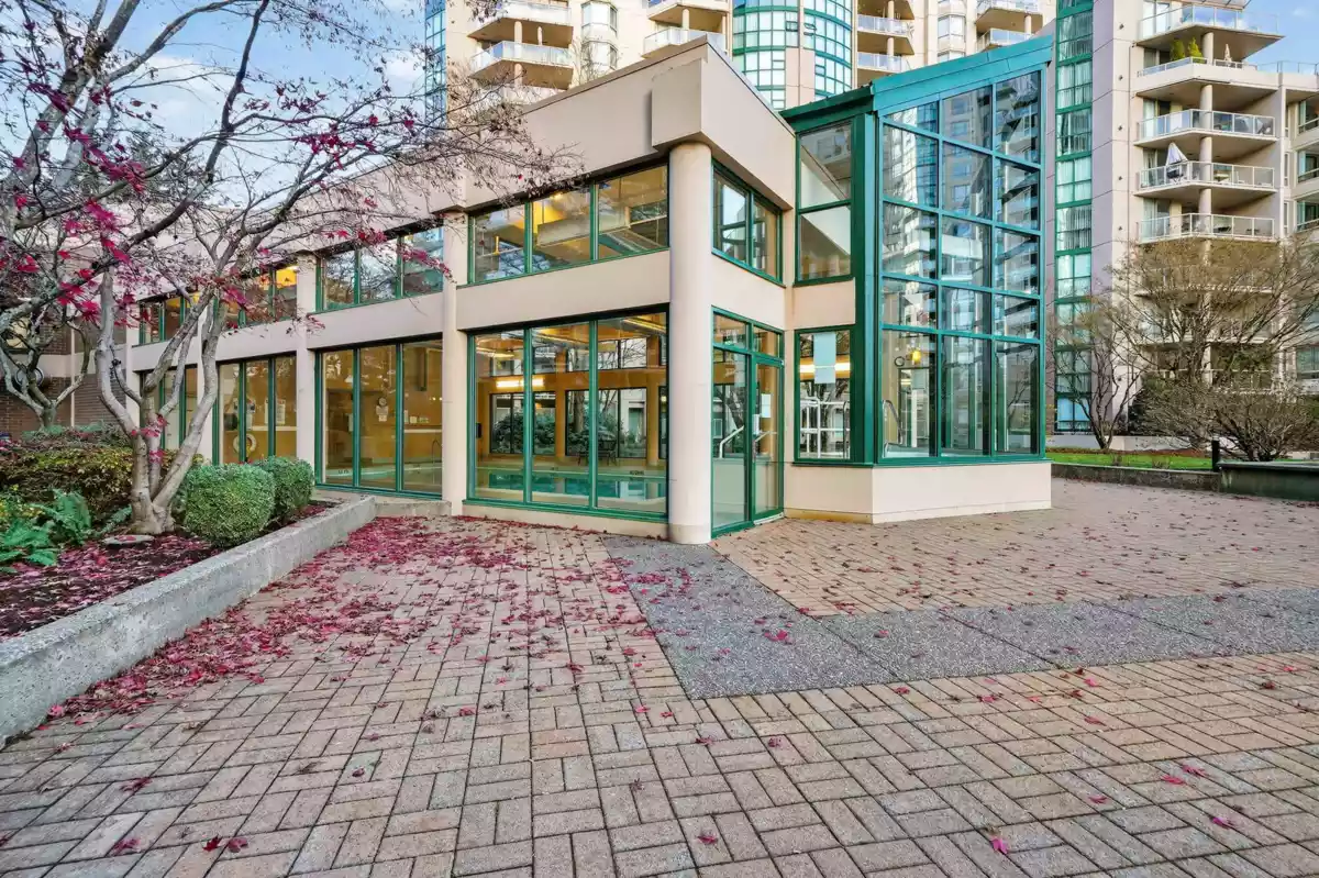 Front Yard Photo of 210 1189 Eastwood Street, Coquitlam, BC