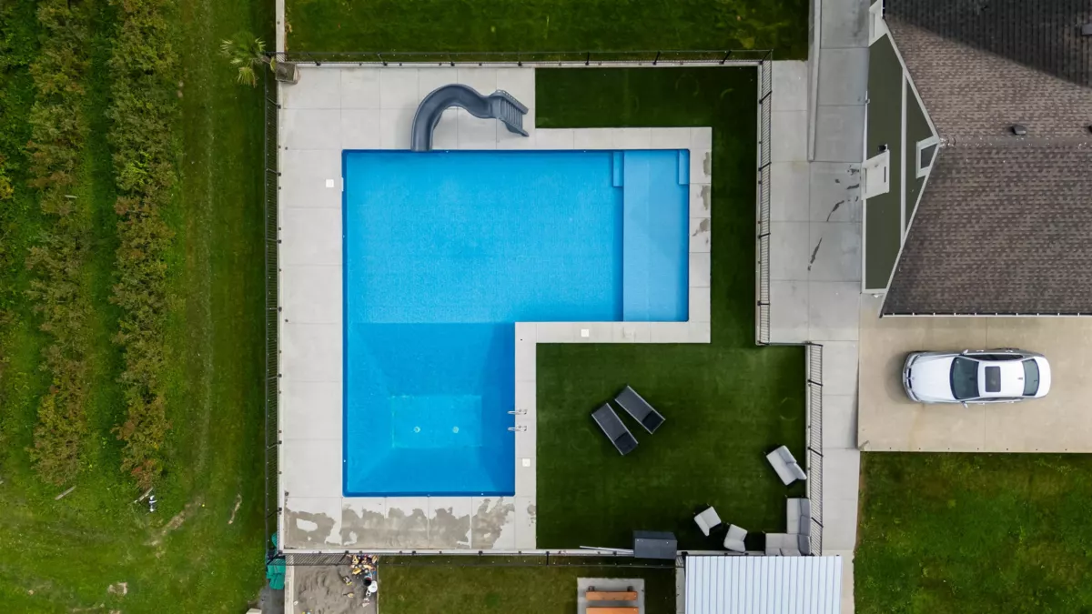 Kitchen Island Photo of 49111 Chilliwack Central Road, Chilliwack, BC