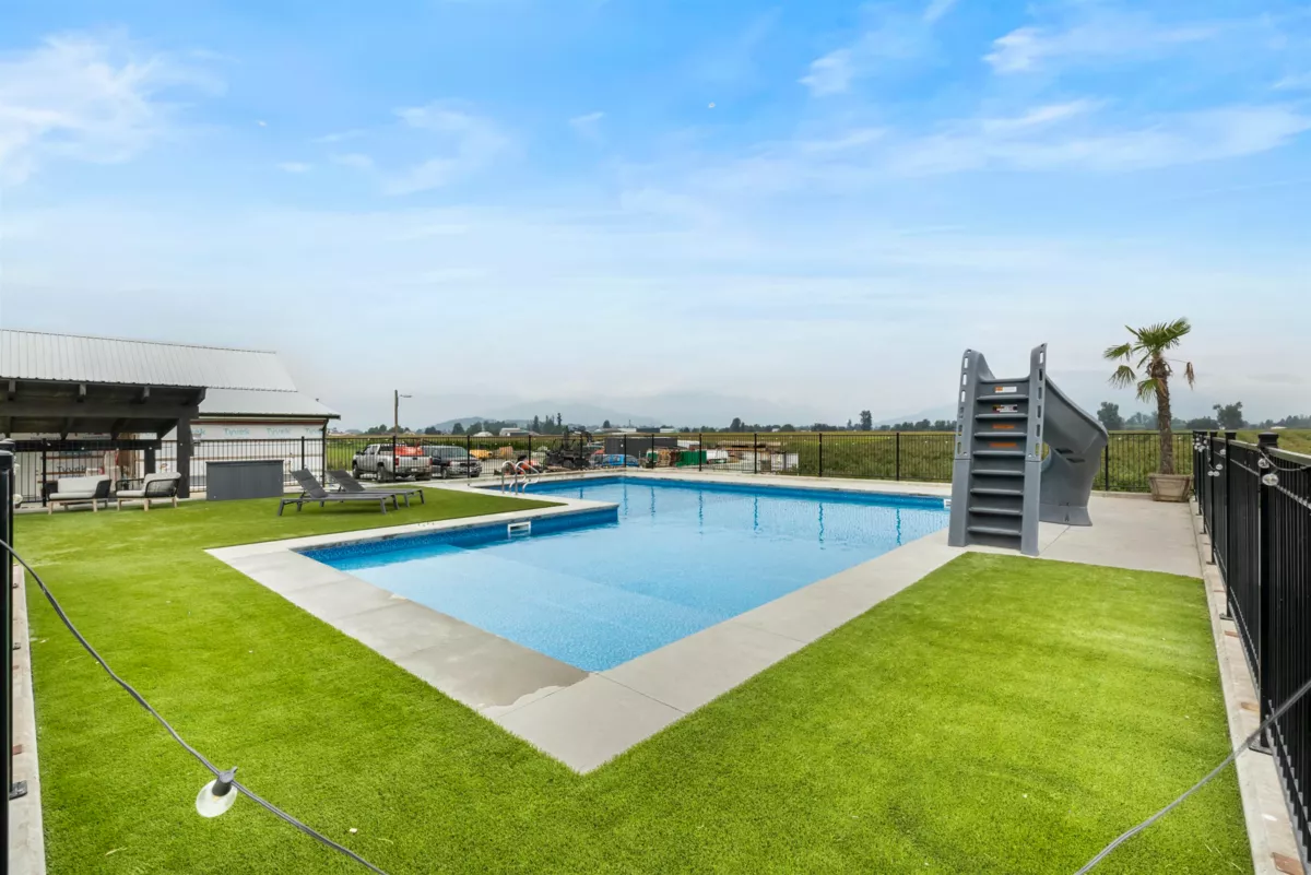Kitchen Photo of 49111 Chilliwack Central Road, Chilliwack, BC