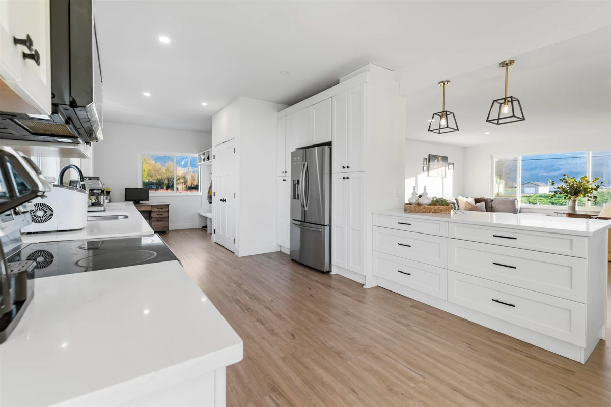 Swimming Pool Photo of 49111 Chilliwack Central Road, Chilliwack, BC