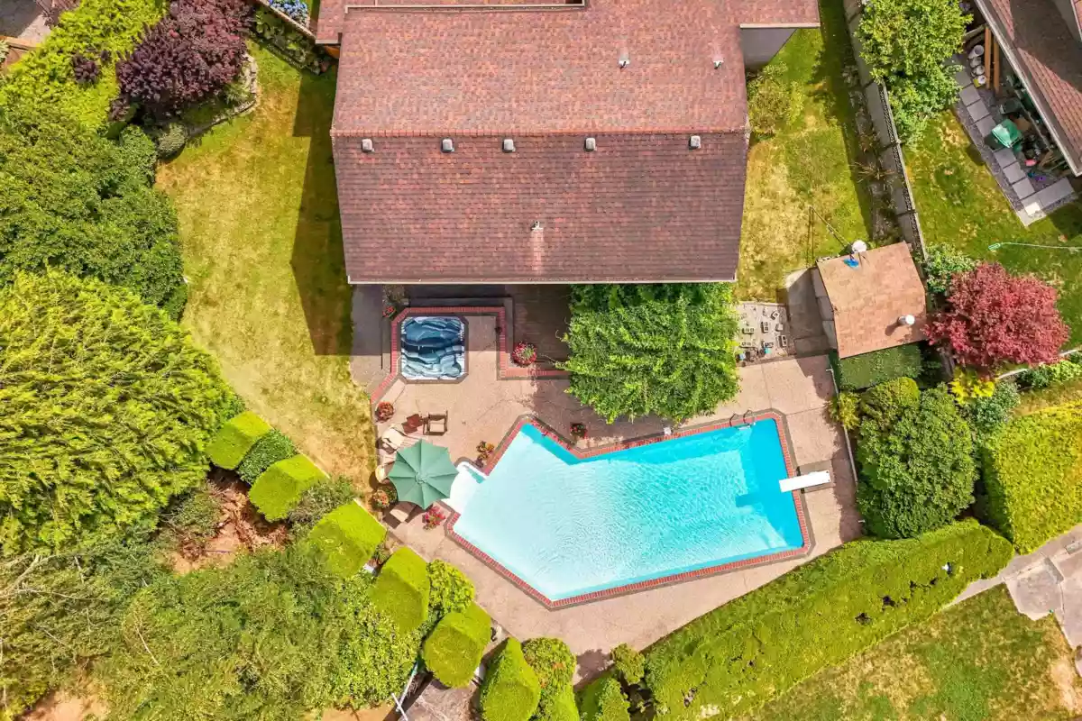 Dining Area Photo of 8913 Jedburgh Place, Surrey, BC