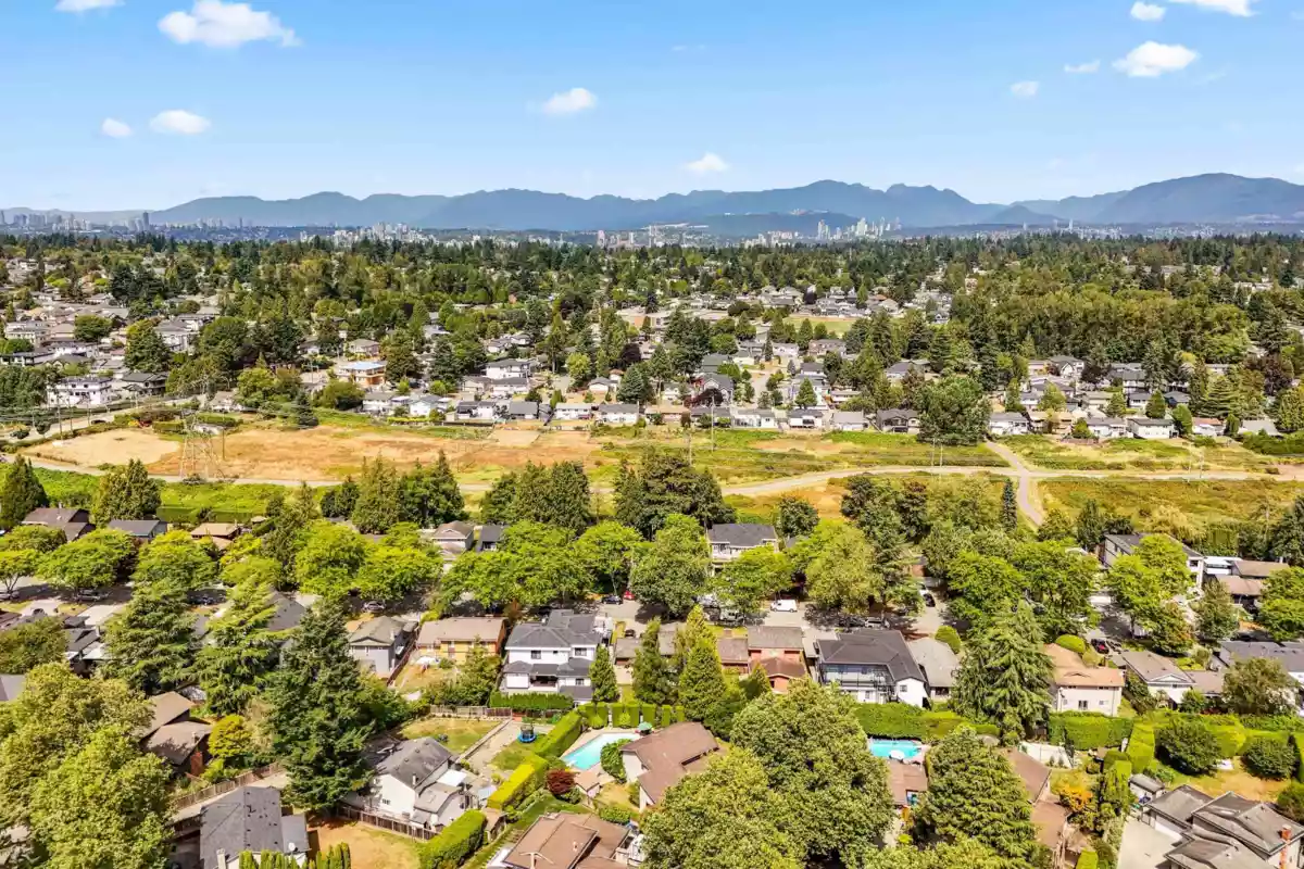 Front Yard Photo of 8913 Jedburgh Place, Surrey, BC