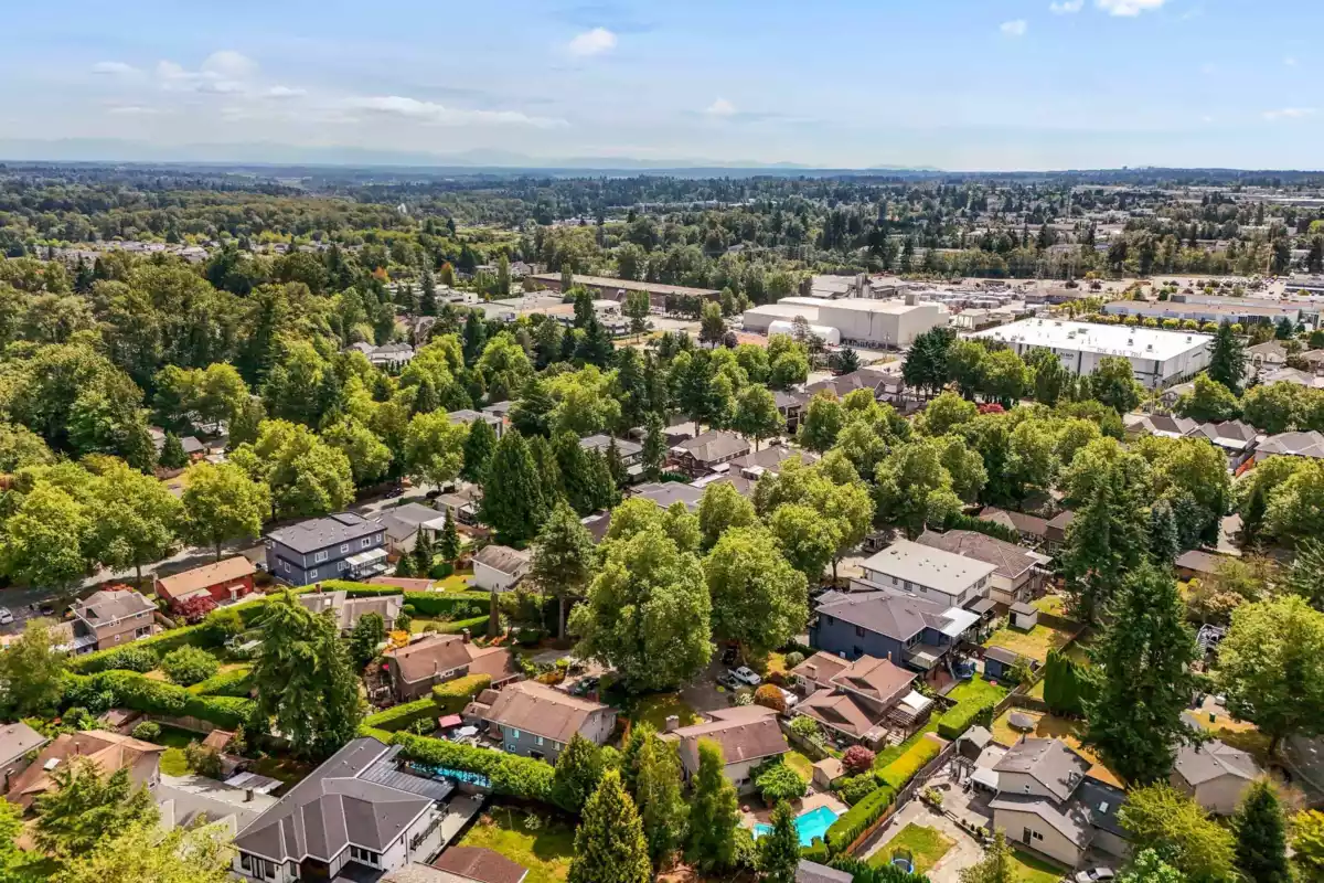 Hot Tub / Spa Photo of 8913 Jedburgh Place, Surrey, BC