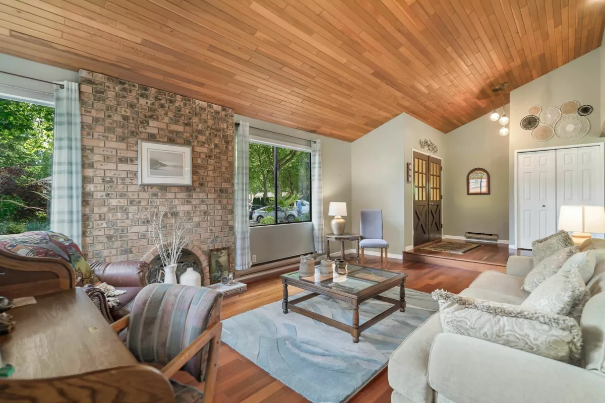 Primary Bedroom Photo of 8913 Jedburgh Place, Surrey, BC