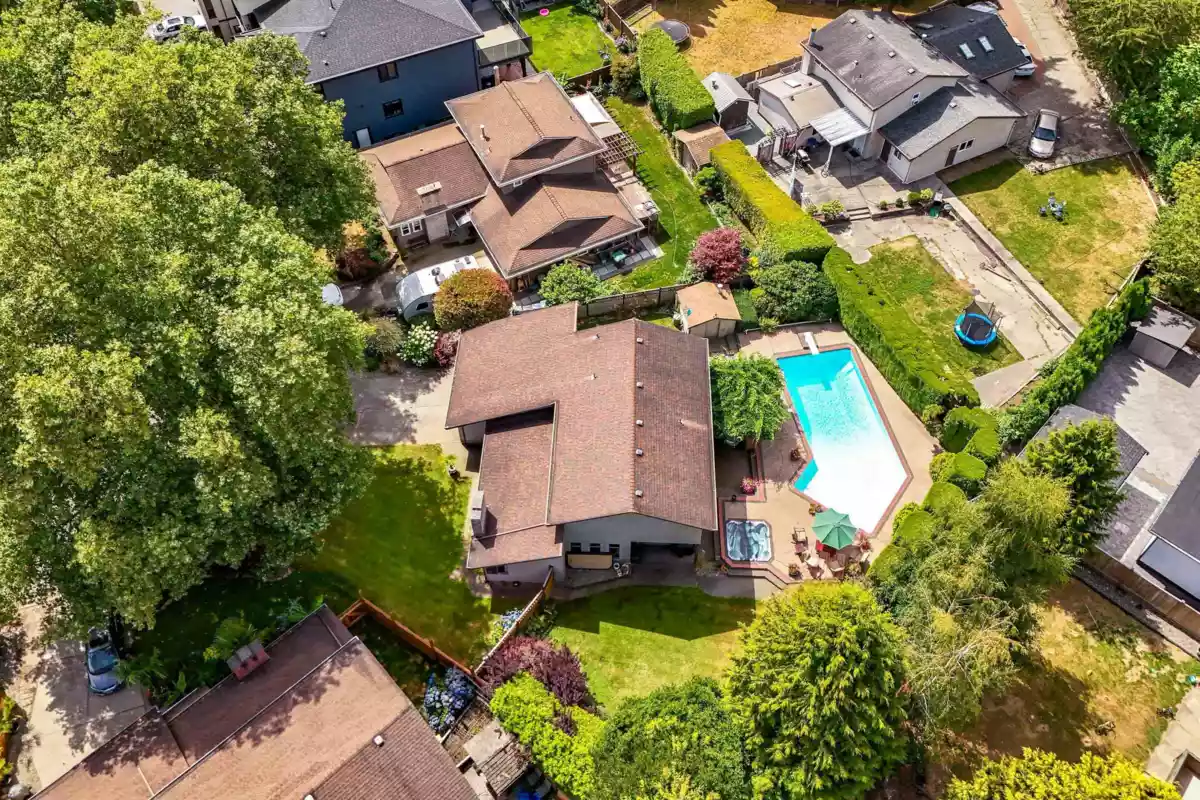 Staircase Photo of 8913 Jedburgh Place, Surrey, BC