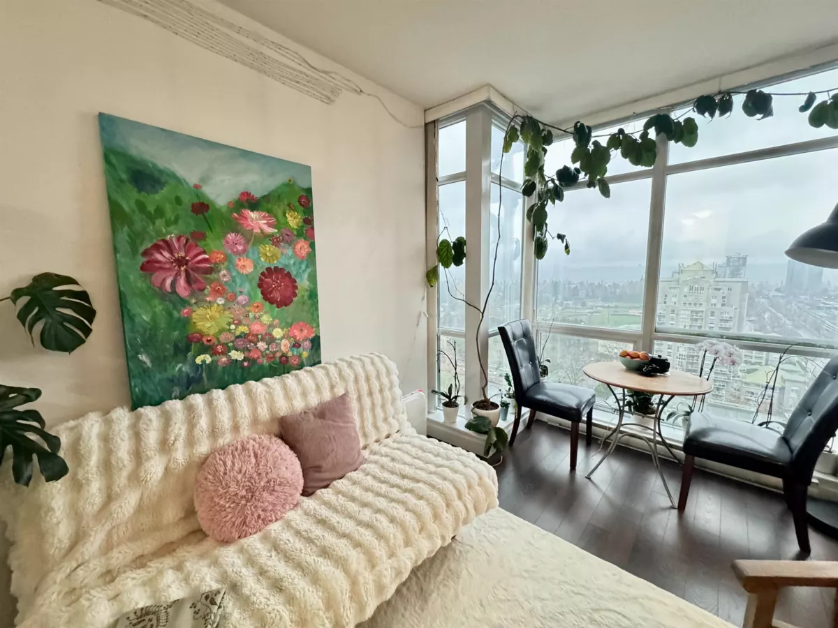 Primary Bathroom Photo of 1609 13399 104th Avenue, Surrey, BC