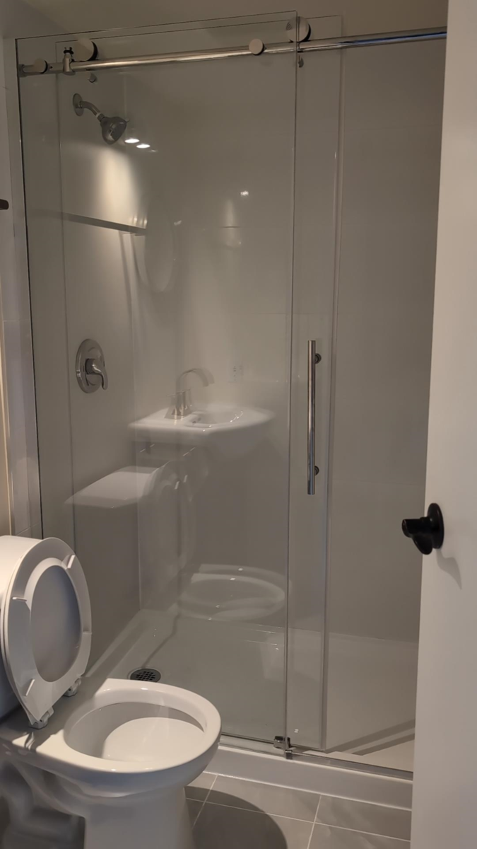 Guest Bathroom Photo of 904 5911 Alderbridge Way, Richmond, BC