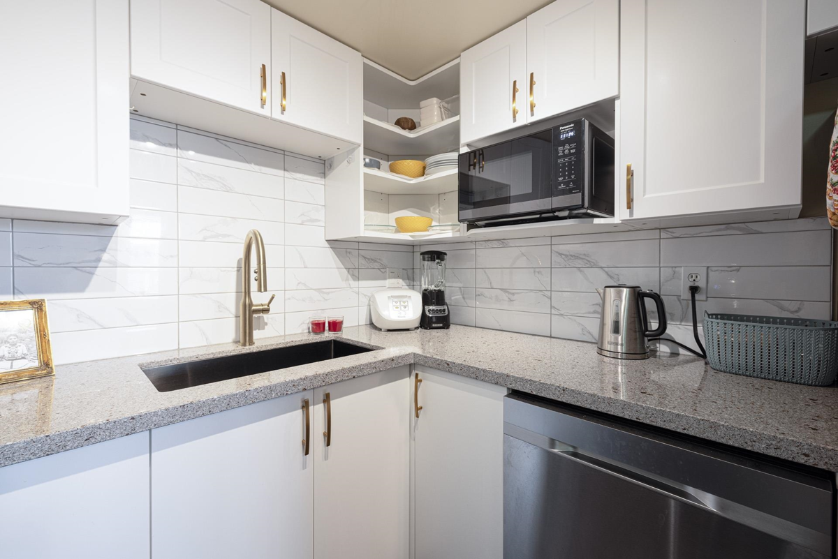 Pantry Photo of 904 5911 Alderbridge Way, Richmond, BC