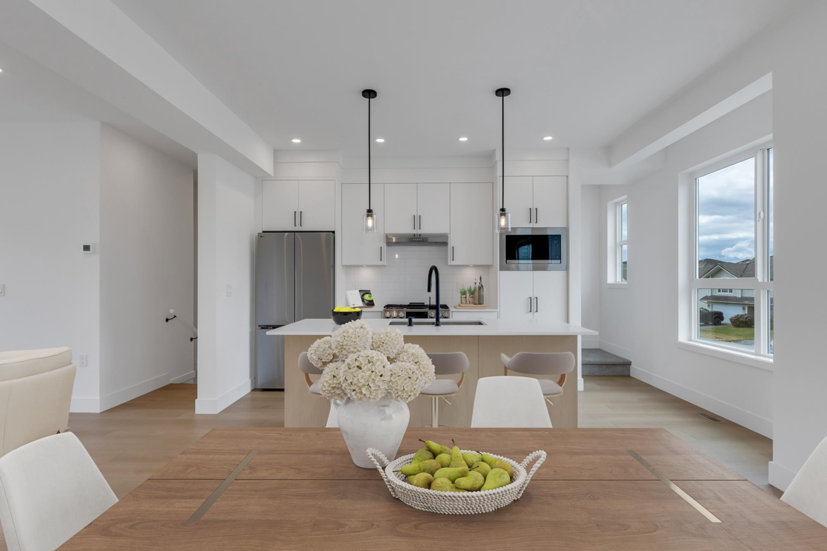 Exterior Front Photo of 20 30501 Robin Drive, Abbotsford, BC