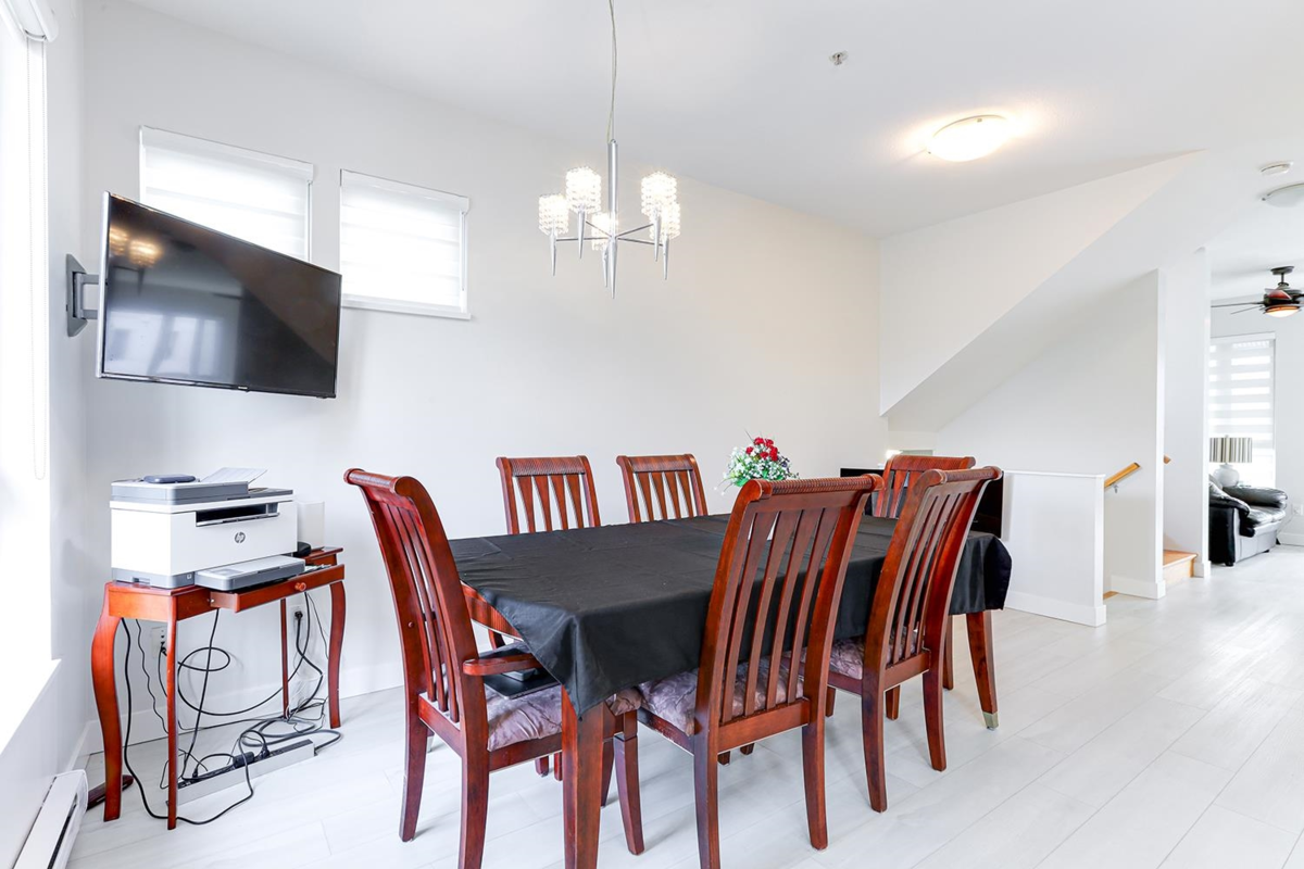 Kitchen Photo of 47 160 Pembina Street, New Westminster, BC