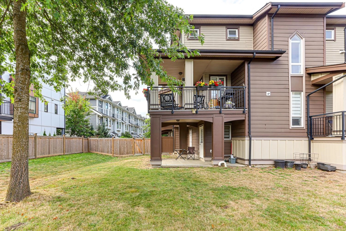 Mudroom Photo of 47 160 Pembina Street, New Westminster, BC