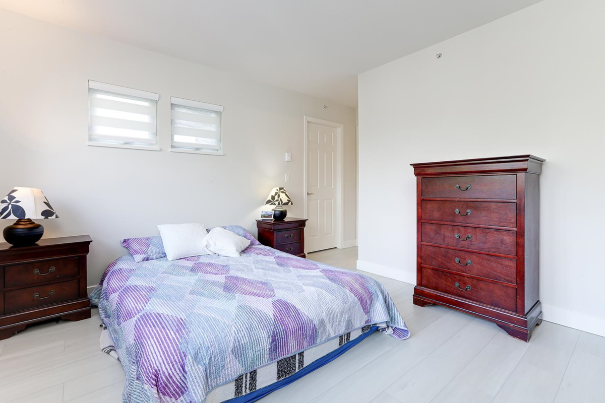 Walk-In Closet Photo of 47 160 Pembina Street, New Westminster, BC