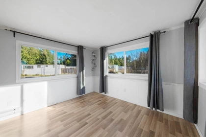 Breakfast Nook Photo of 23206 Calvin Crescent, Maple Ridge, BC