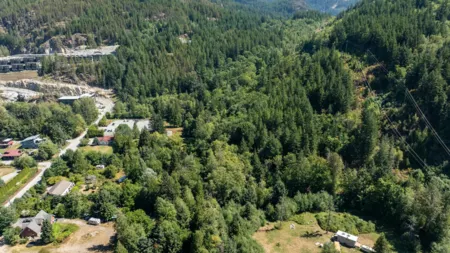 LOT17 Robin Drive, Squamish, BC, Squamish — Land for sale