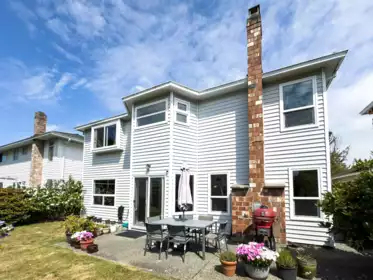 Family Room Photo of 11910 79a Avenue, Delta, BC