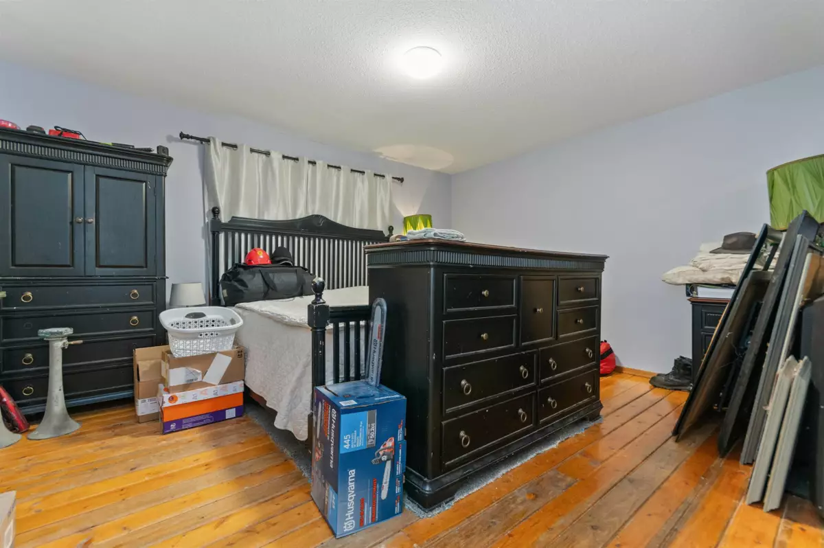 Bedroom 4 Photo of 66176 Kawkawa Lake Road, Hope, BC