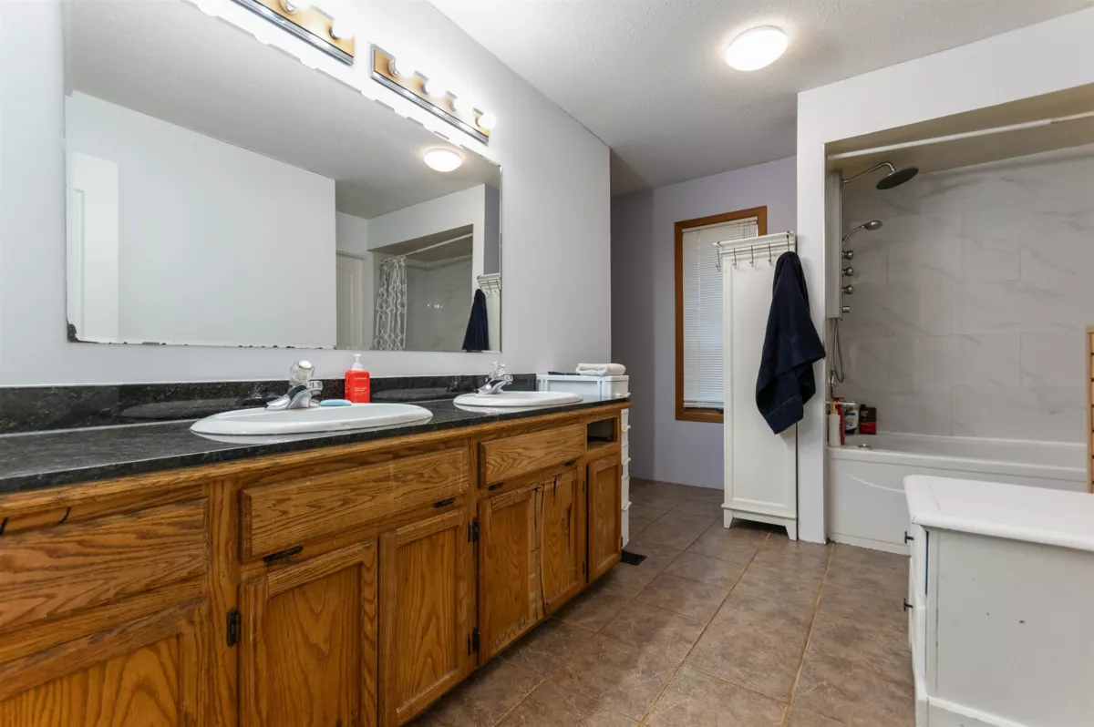 Guest Bathroom Photo of 66176 Kawkawa Lake Road, Hope, BC