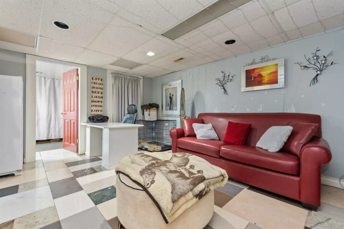 Hallway Photo of 66176 Kawkawa Lake Road, Hope, BC