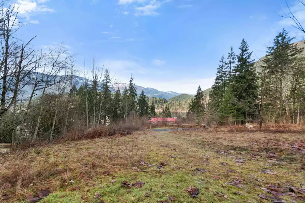Loft / Bonus Room Photo of 66176 Kawkawa Lake Road, Hope, BC